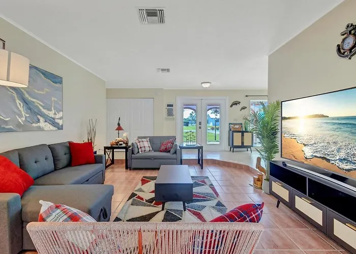 Crystal River Heated Pool 3 Mins Sister Spring